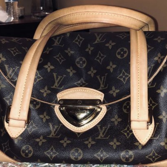 Authentic Louis Vuitton Beverly Monogram Purse - Picture 1 of 7